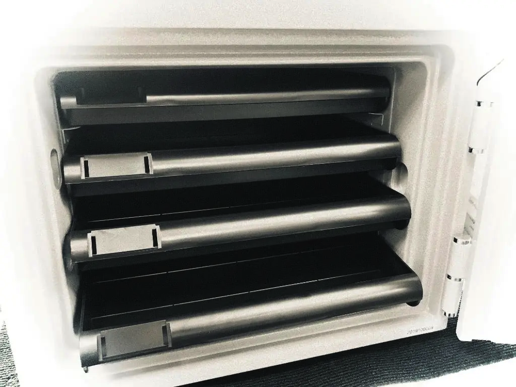 Uchida Filing Cabinet