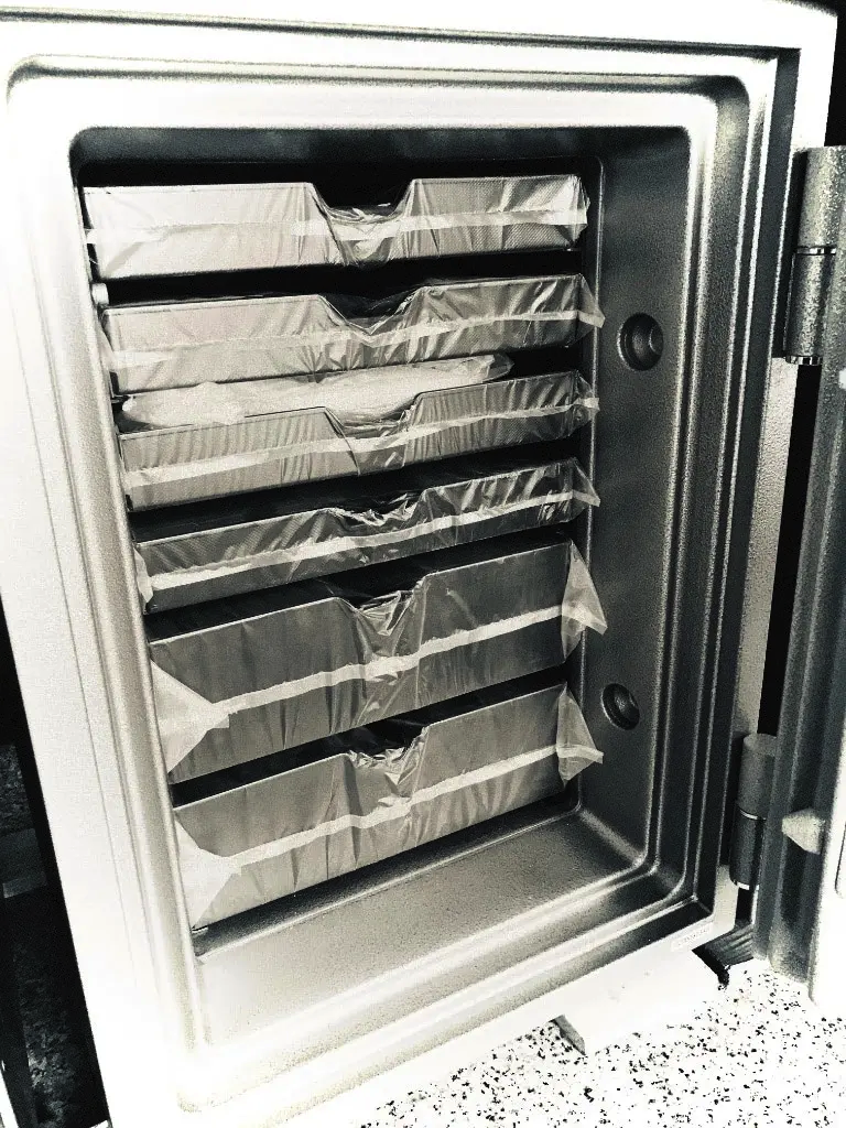 ตู้เซฟกันไฟ Uchida แบบหลายลิ้นชัก