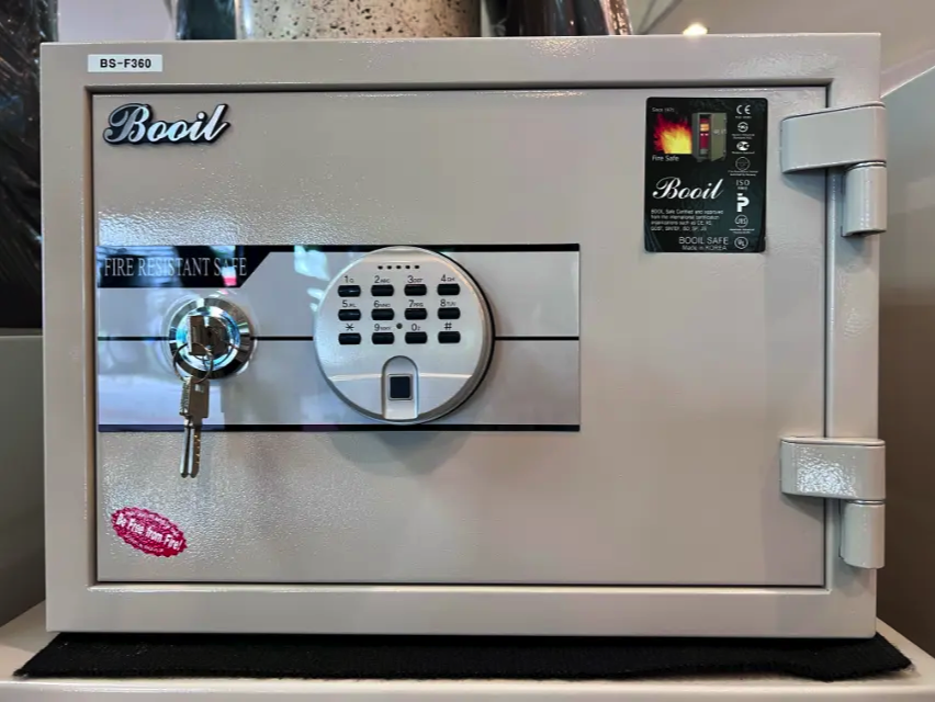 ตู้เซฟนิรภัยกันไฟ เล็กๆ ยี่ห้อ Booil รุ่น BS-F360
